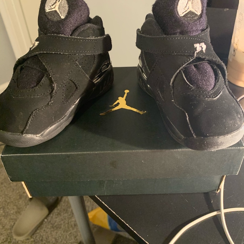 Jordan 8 Retro Sneakers